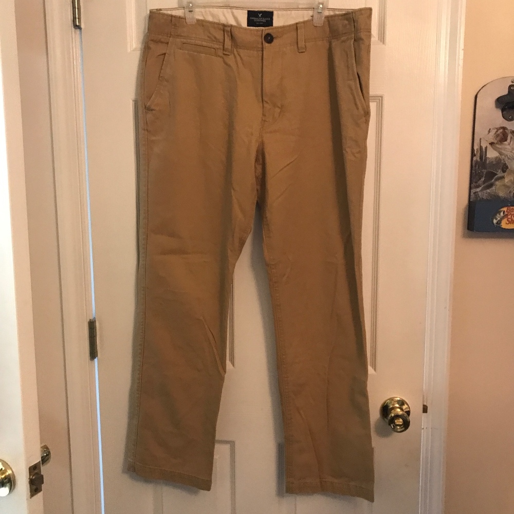 American Eagle Relaxed Straight Khaki Pants 36/34